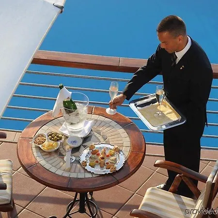 Hermitage Otel 5*