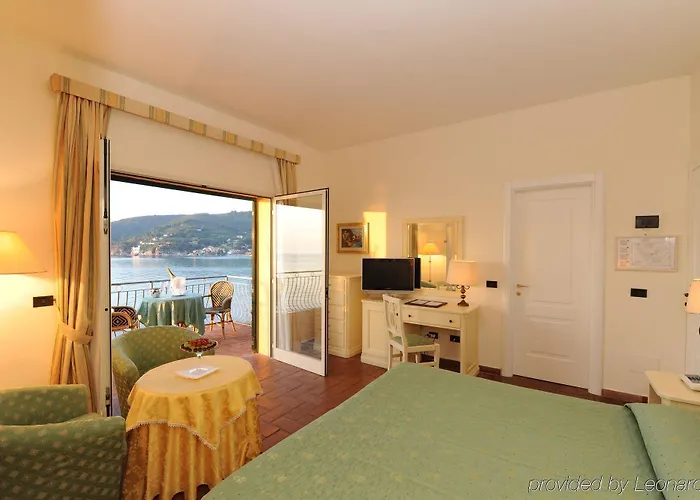 Hermitage 5*